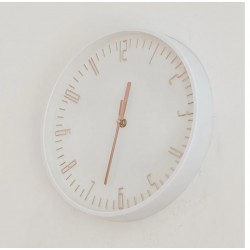 Reloj plastico 30 cm Bco y dorado