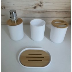 Set de bano de PVC blanco con bamboo x 4 pcs.
